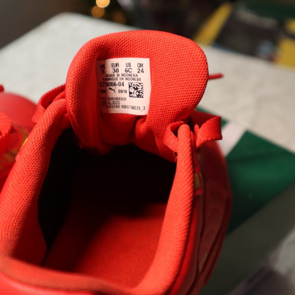 Solid Red Puma Sneaker Great Condition - image 2